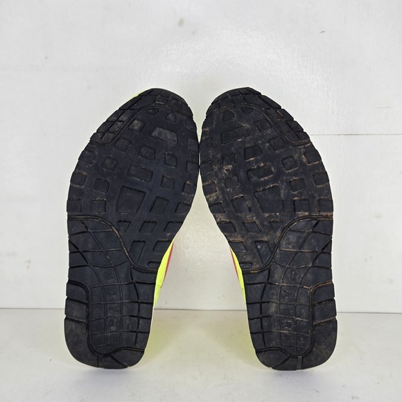 Nike Air Max 1 Magista Volt Yellow Mens‎ Size 9 Running Walking Shoes Sneakers
